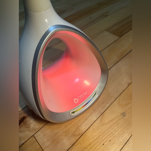 White LED Desk Lamp with Color Changing Base - Picture 9 of 11